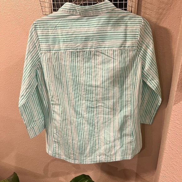 Emily Daniels button blouse - Picture 5 of 6